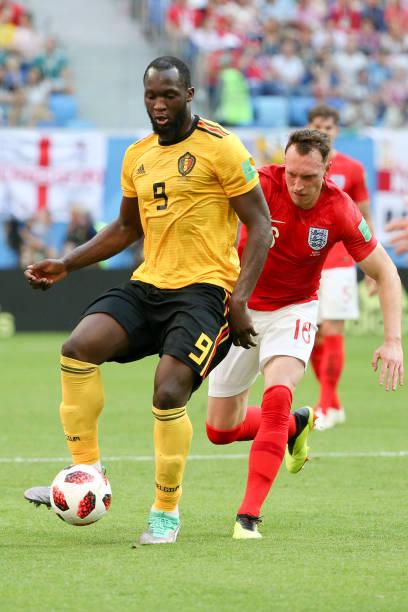 中外政企足 中外政企足